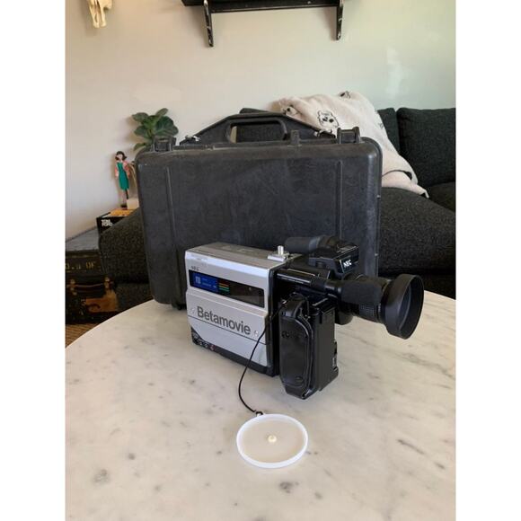 Vintage Betamovie Camcorder Model # BM-11EU*UNTESTED